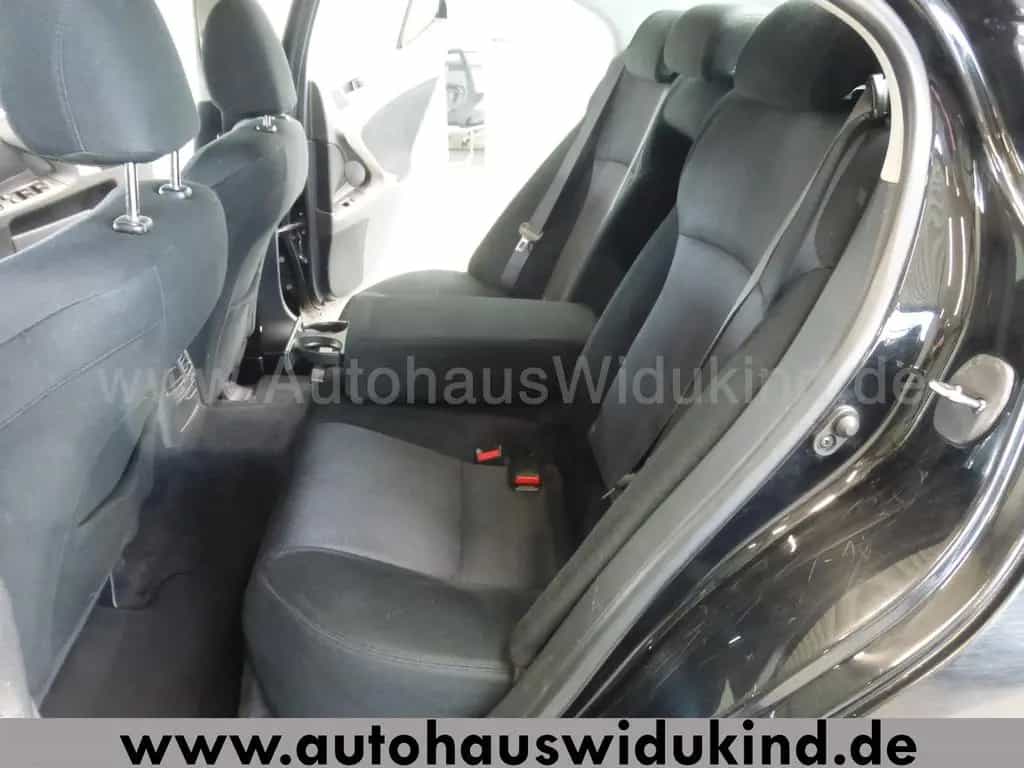Lexus IS 220 d Klimaaut. Tempomat Rechtslenker 03/2007-photo-11
