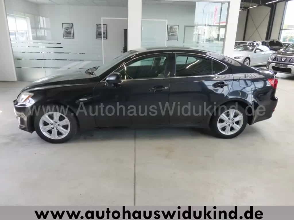 Lexus IS 220 d Klimaaut. Tempomat Rechtslenker 03/2007-photo-3