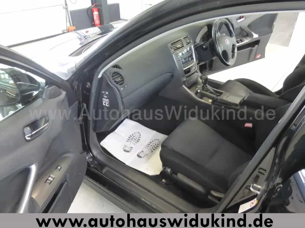 Lexus IS 220 d Klimaaut. Tempomat Rechtslenker 03/2007-photo-9