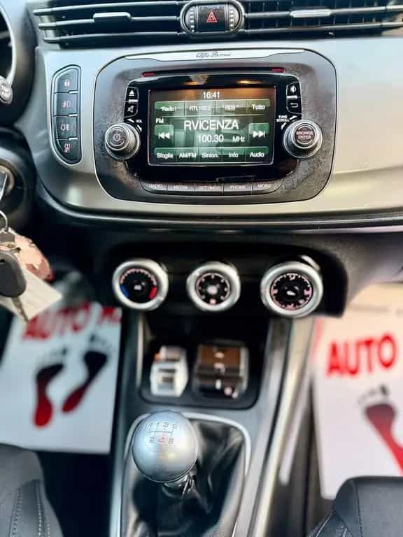 Alfa Romeo Giulietta 2015 1.6 JTDm- ok neopatent 08/2015-photo-14