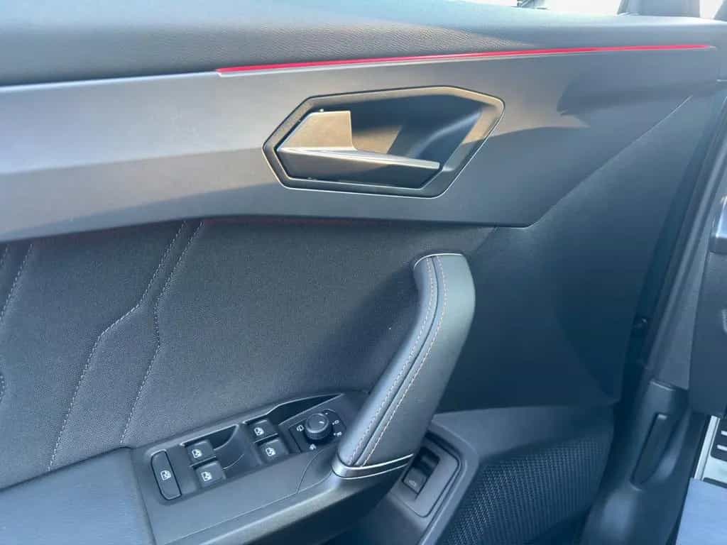 Cupra Formentor 1.5 eTSI *ACC*Carplay*Kamera*KeylessGO 12/2024-photo-12