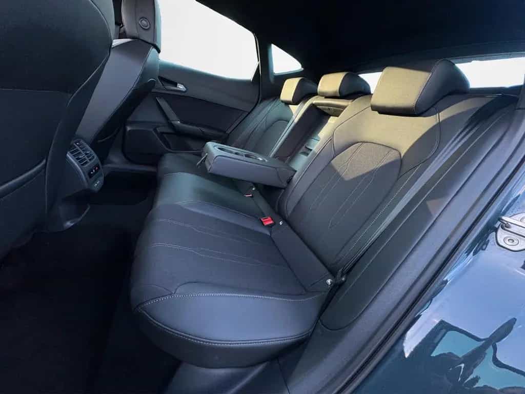 Cupra Formentor 1.5 eTSI *ACC*Carplay*Kamera*KeylessGO 12/2024-photo-13