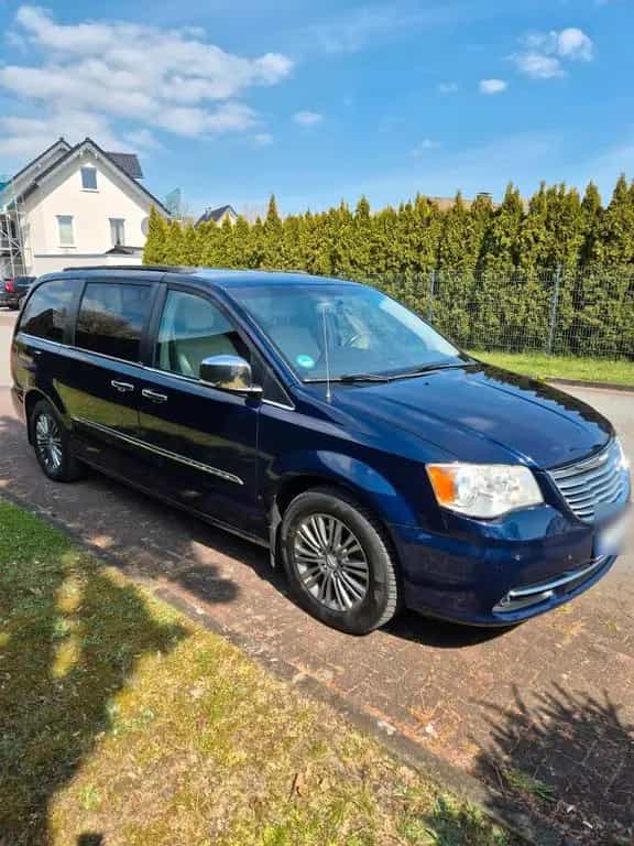 Chrysler Voyager Town and Country Limited ... 01/2014-photo-4