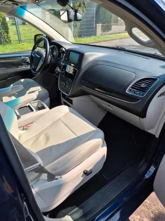 Chrysler Voyager Town and Country Limited ... 01/2014-photo-6
