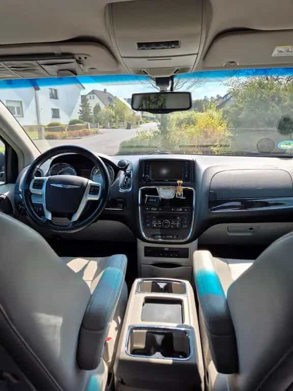 Chrysler Voyager Town and Country Limited ... 01/2014-photo-8