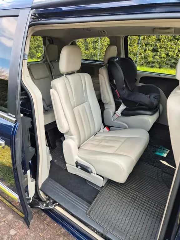 Chrysler Voyager Town and Country Limited ... 01/2014-photo-9