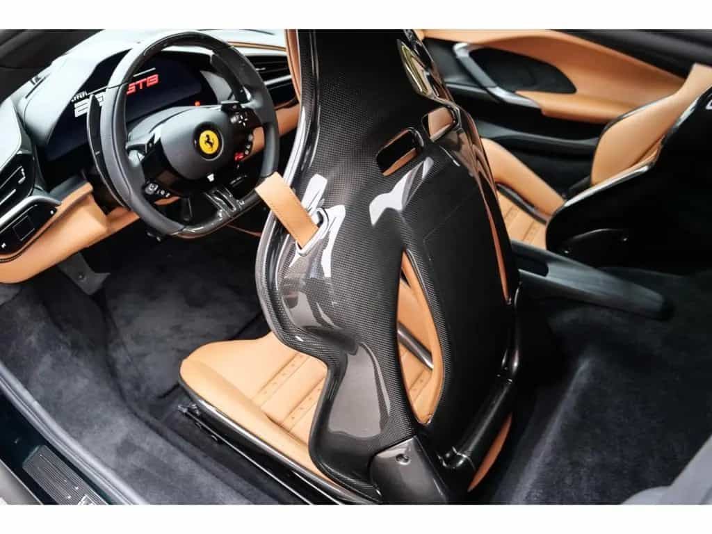 Ferrari 296 GTB *Liftsystem*Racingsitze*JBL*Carbon+LED* 05/2024-photo-17