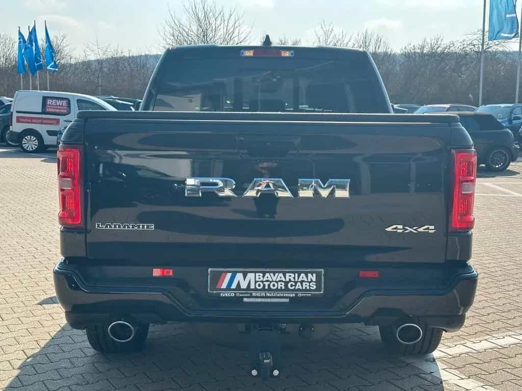 Dodge RAM 1500 Laramie 04/2026-photo-4
