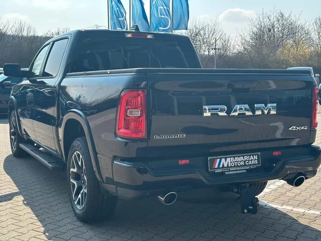 Dodge RAM 1500 Laramie 04/2026-photo-5