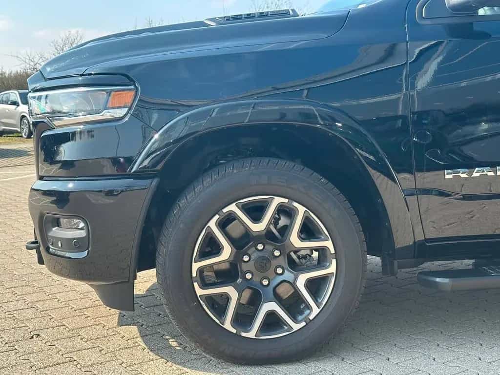 Dodge RAM 1500 Laramie 04/2026-photo-7