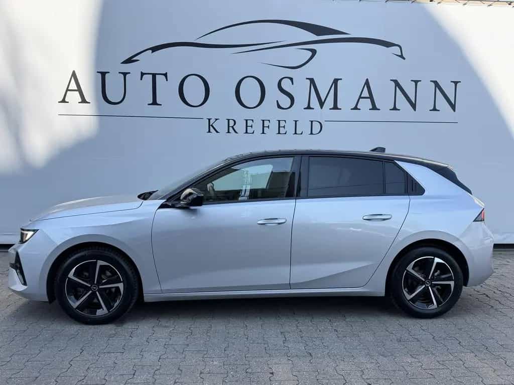 Opel Astra 1.2 Turbo GS / 360°KAM / ACC 02/2025-photo-1
