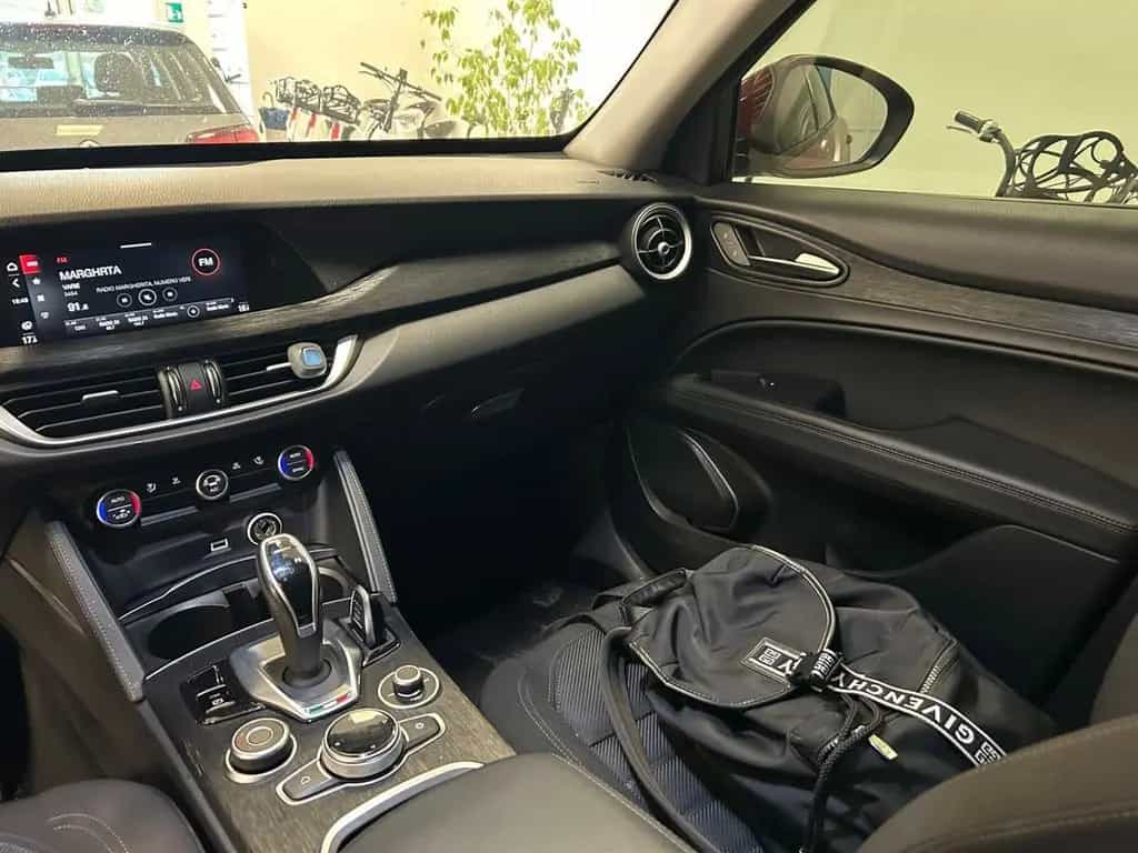 Alfa Romeo Stelvio 2.2 Turbodiesel 160 CV AT8 RW 03/2022-photo-12