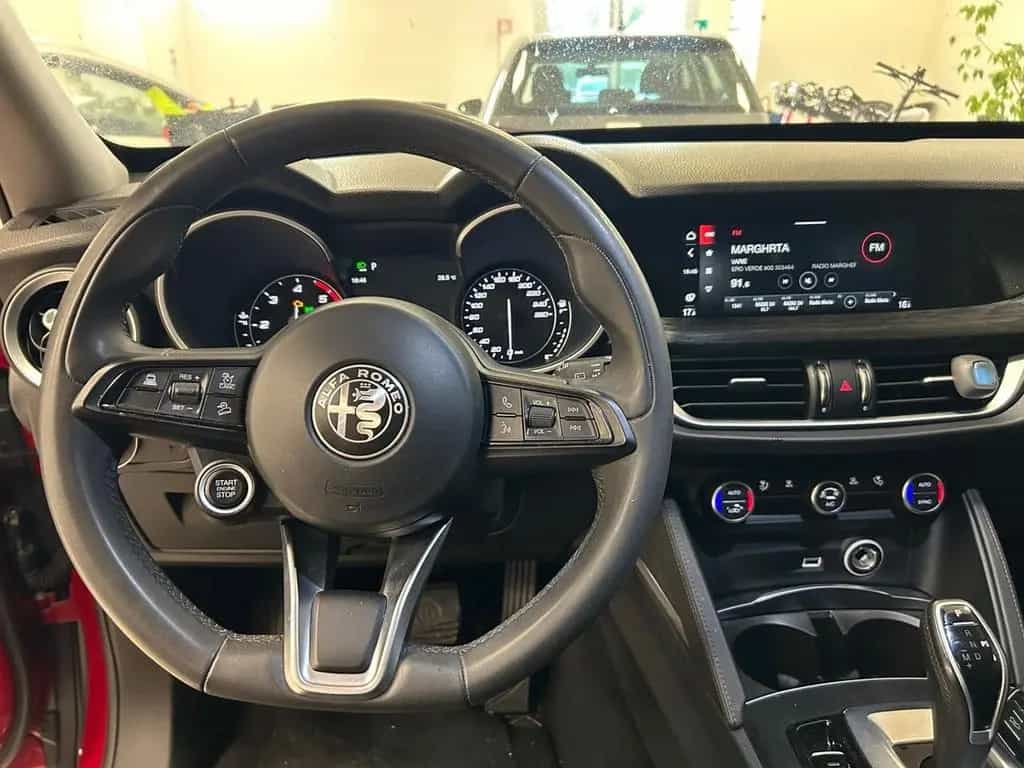 Alfa Romeo Stelvio 2.2 Turbodiesel 160 CV AT8 RW 03/2022-photo-13