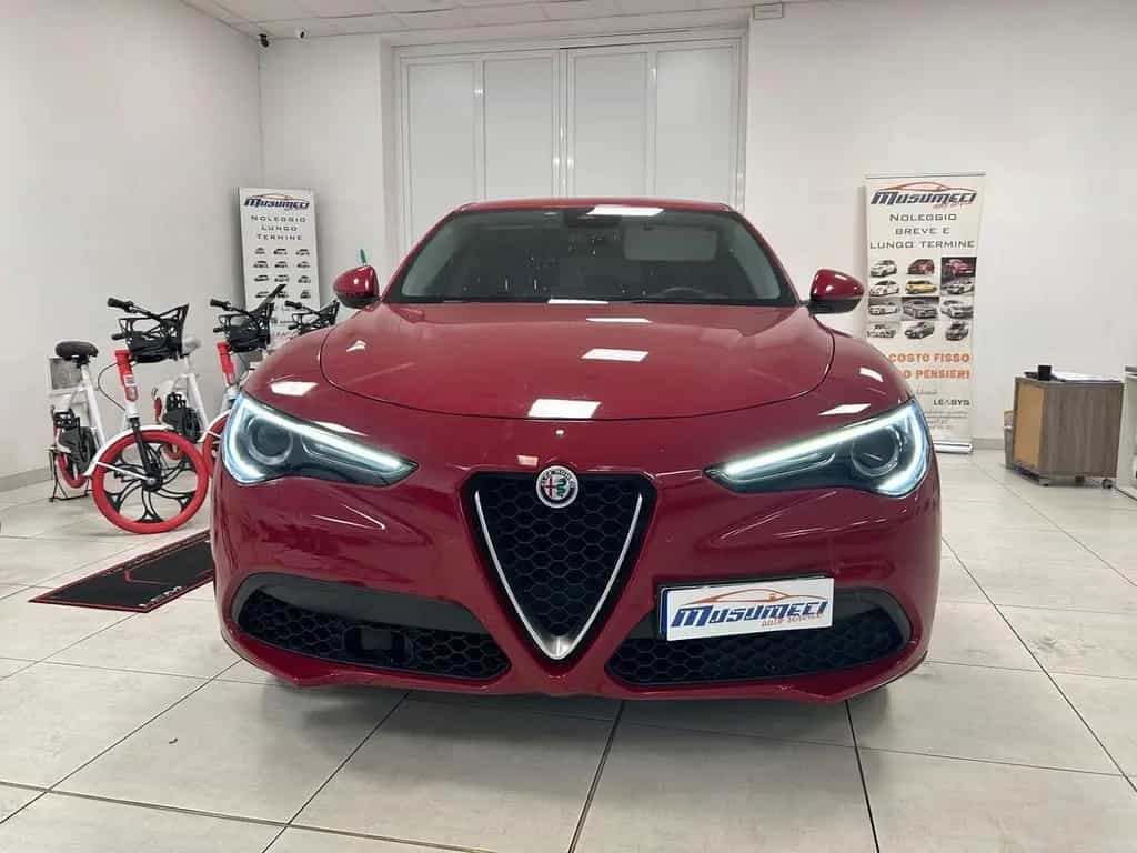 Alfa Romeo Stelvio 2.2 Turbodiesel 160 CV AT8 RW 03/2022-photo-4