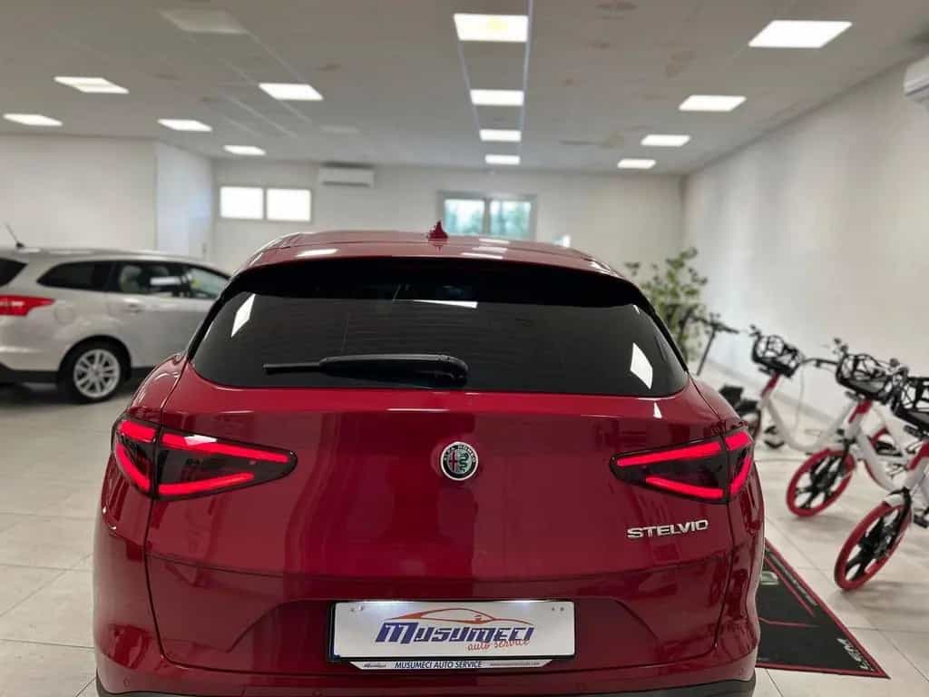 Alfa Romeo Stelvio 2.2 Turbodiesel 160 CV AT8 RW 03/2022-photo-6