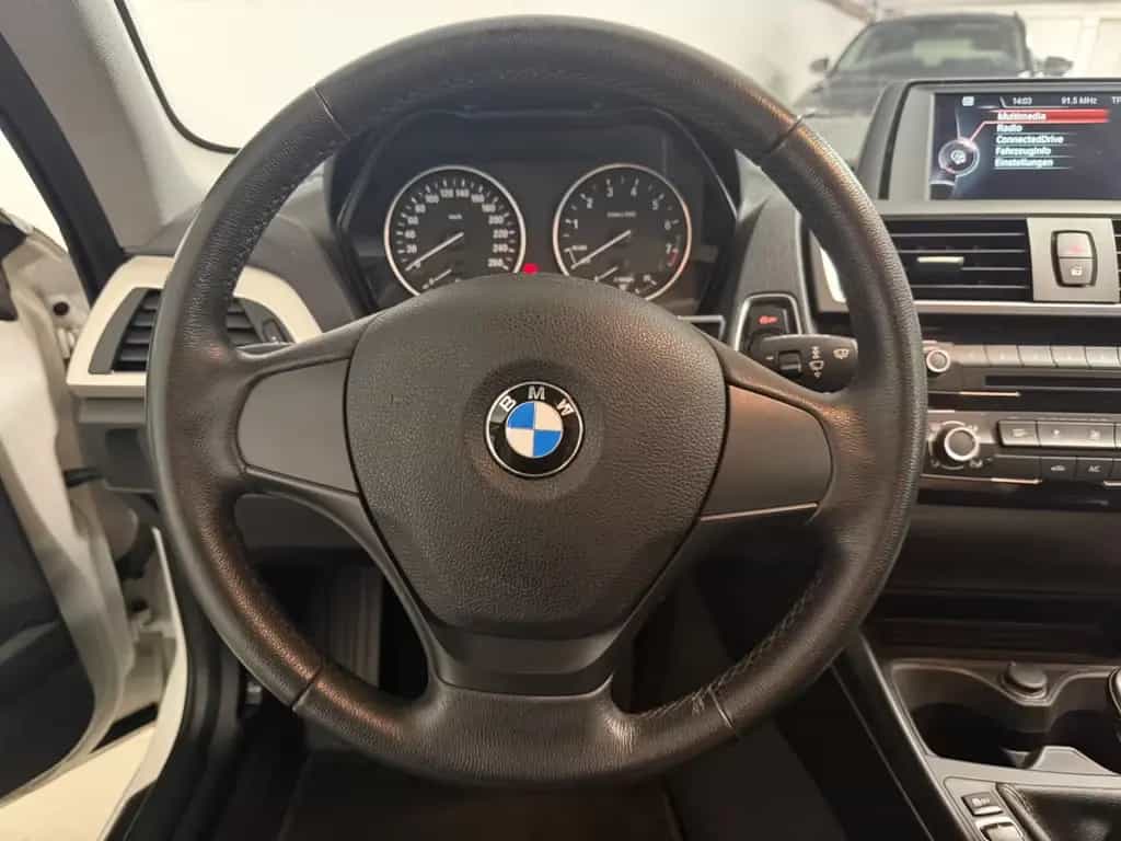 BMW 1 Series 116 1 Limousine 3-trg. 116 i 06/2016-photo-11