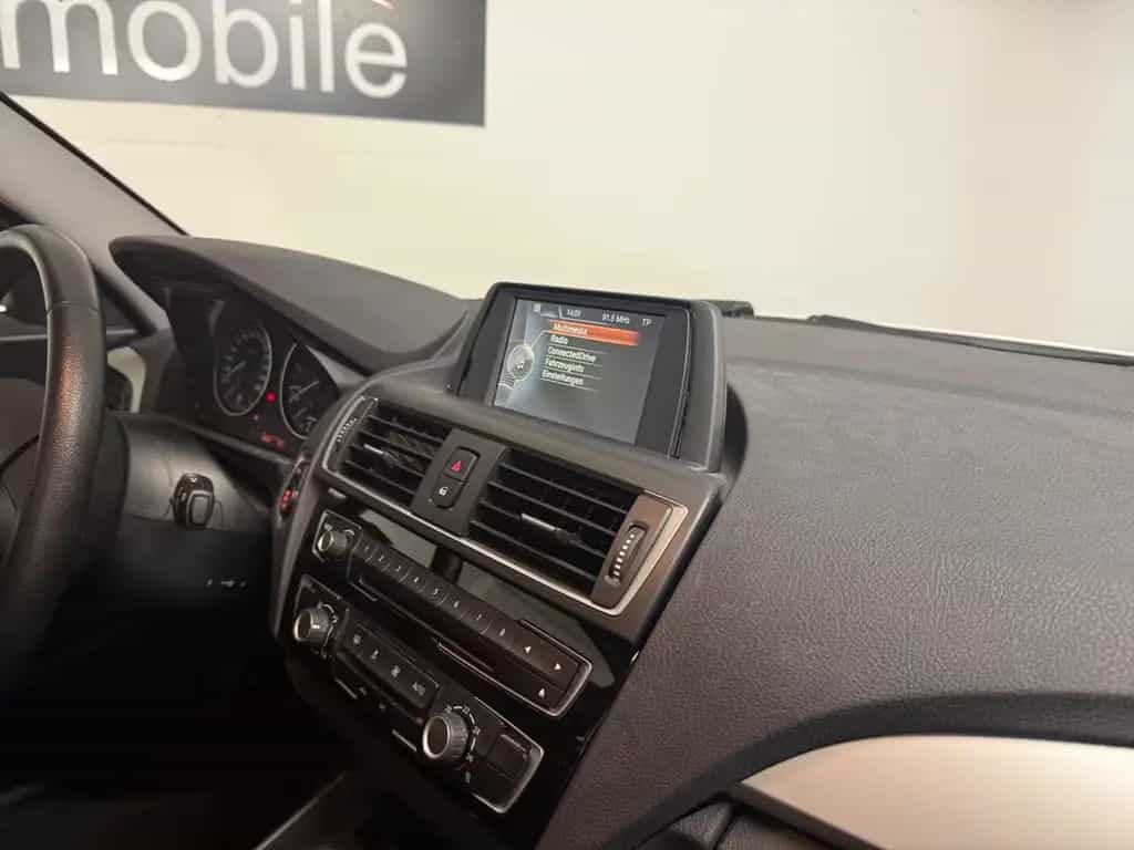 BMW 1 Series 116 1 Limousine 3-trg. 116 i 06/2016-photo-6
