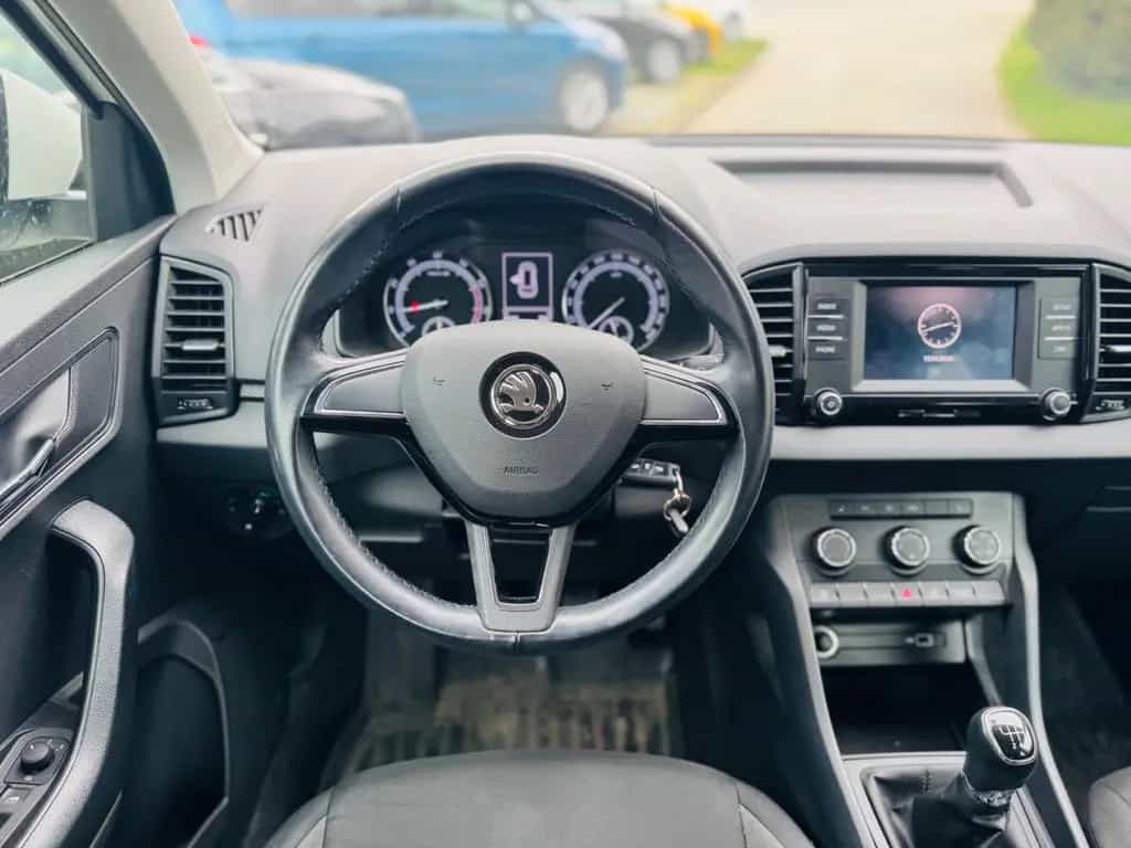 Skoda Karoq Active CarPlay DAB AHK 09/2019-photo-16