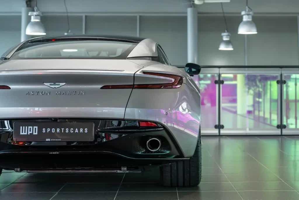 Aston Martin DB12 4.0 V8 05/2024-photo-15