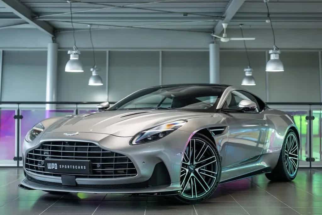 Aston Martin DB12 4.0 V8 05/2024-photo-3