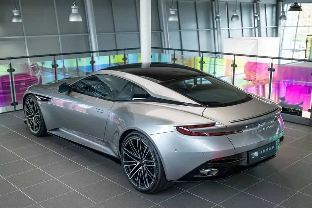 Aston Martin DB12 4.0 V8 05/2024-photo-6