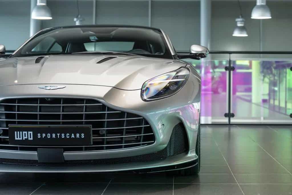 Aston Martin DB12 4.0 V8 05/2024-photo-7