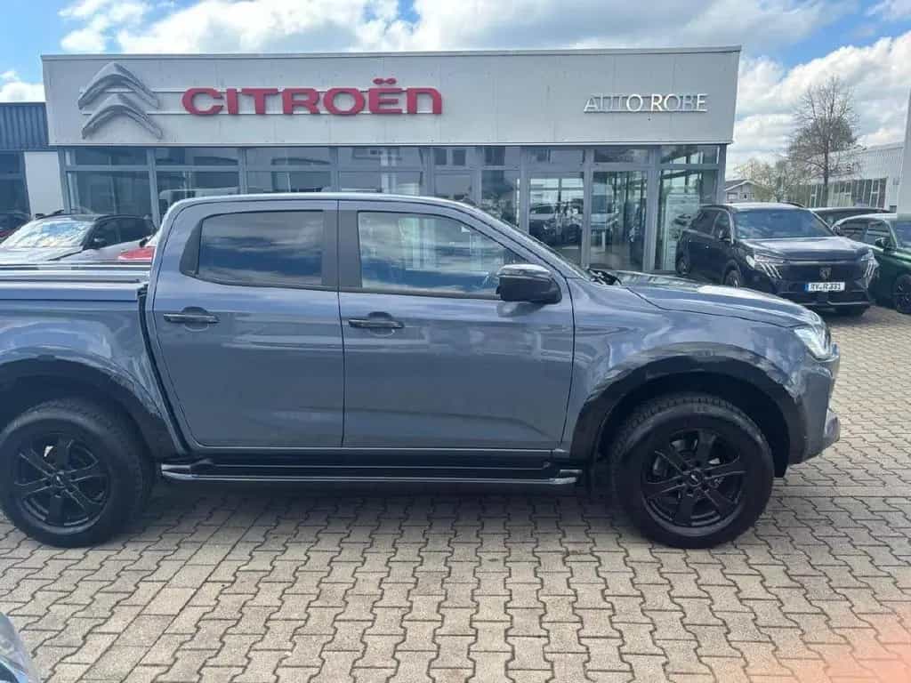 Isuzu D-Max Double Cab 4WD V-CROSS 03/2024-photo-1