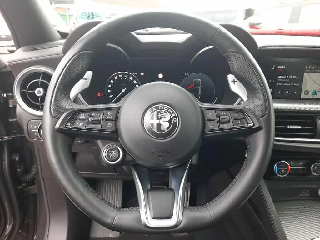 Alfa Romeo Stelvio 2.2 JTDM Veloce Q4 Matrix DAB Kamera 05/2024-photo-18