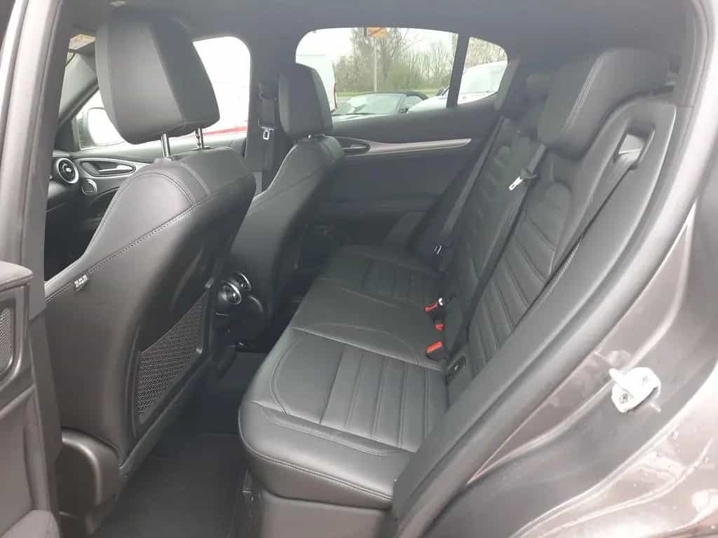 Alfa Romeo Stelvio 2.2 JTDM Veloce Q4 Matrix DAB Kamera 05/2024-photo-28