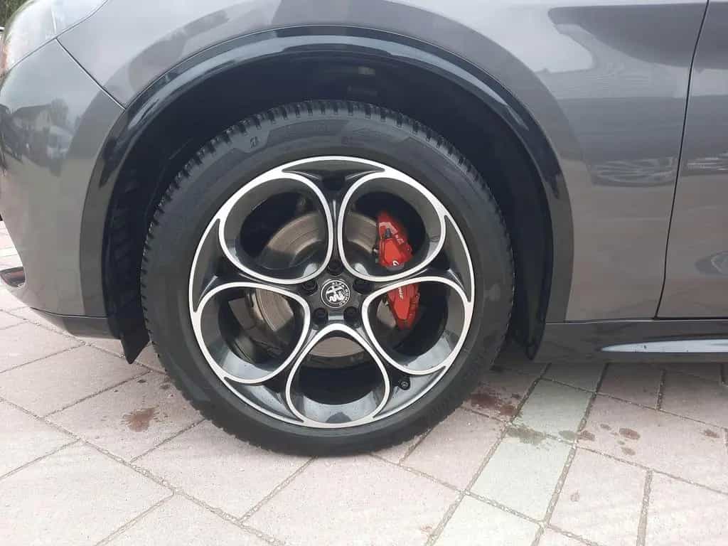Alfa Romeo Stelvio 2.2 JTDM Veloce Q4 Matrix DAB Kamera 05/2024-photo-8