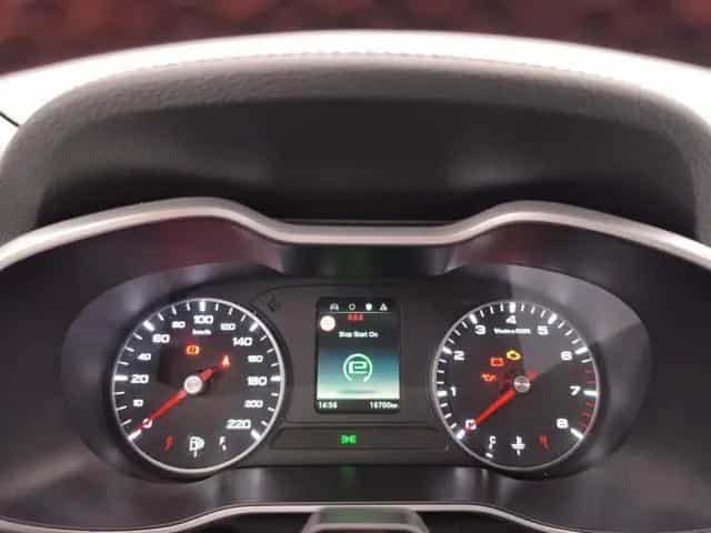 MG ZS 1.5 Comfort 02/2025-photo-12
