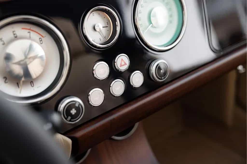 Morgan Plus 4 Plus Four 2.0 automatik | 75th anniversary | Hea null-photo-17