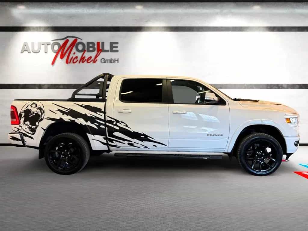 Dodge RAM 1500 5.7 Laramie / 4x4 / eTorque / LED 07/2021-photo-5