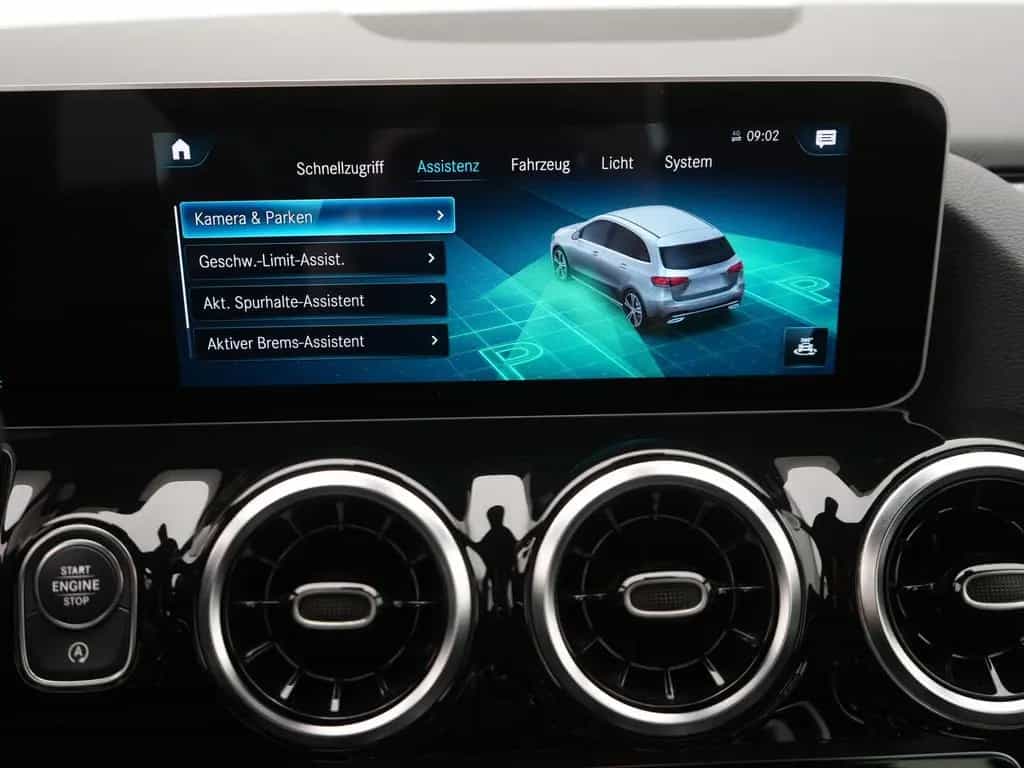 Mercedes-Benz B-Class 200 AMG-Line,LED,PANO,AHK,APP,KAM,SHZ,NAV,TEMP 03/2019-photo-16