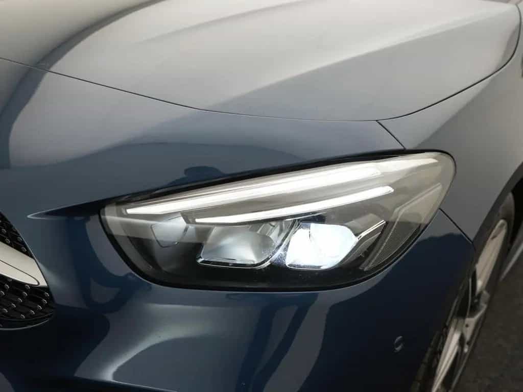 Mercedes-Benz B-Class 200 AMG-Line,LED,PANO,AHK,APP,KAM,SHZ,NAV,TEMP 03/2019-photo-35