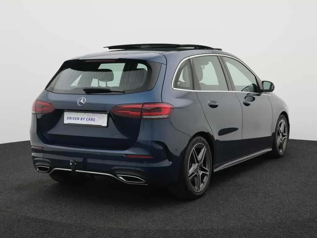 Mercedes-Benz B-Class 200 AMG-Line,LED,PANO,AHK,APP,KAM,SHZ,NAV,TEMP 03/2019-photo-4