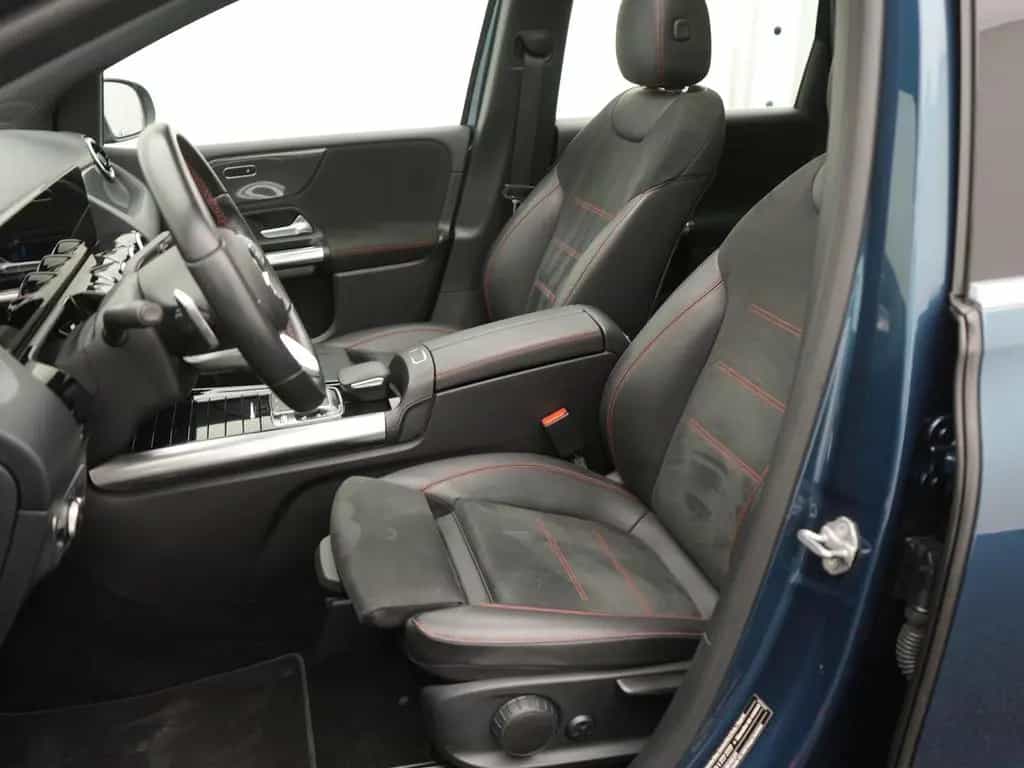 Mercedes-Benz B-Class 200 AMG-Line,LED,PANO,AHK,APP,KAM,SHZ,NAV,TEMP 03/2019-photo-5
