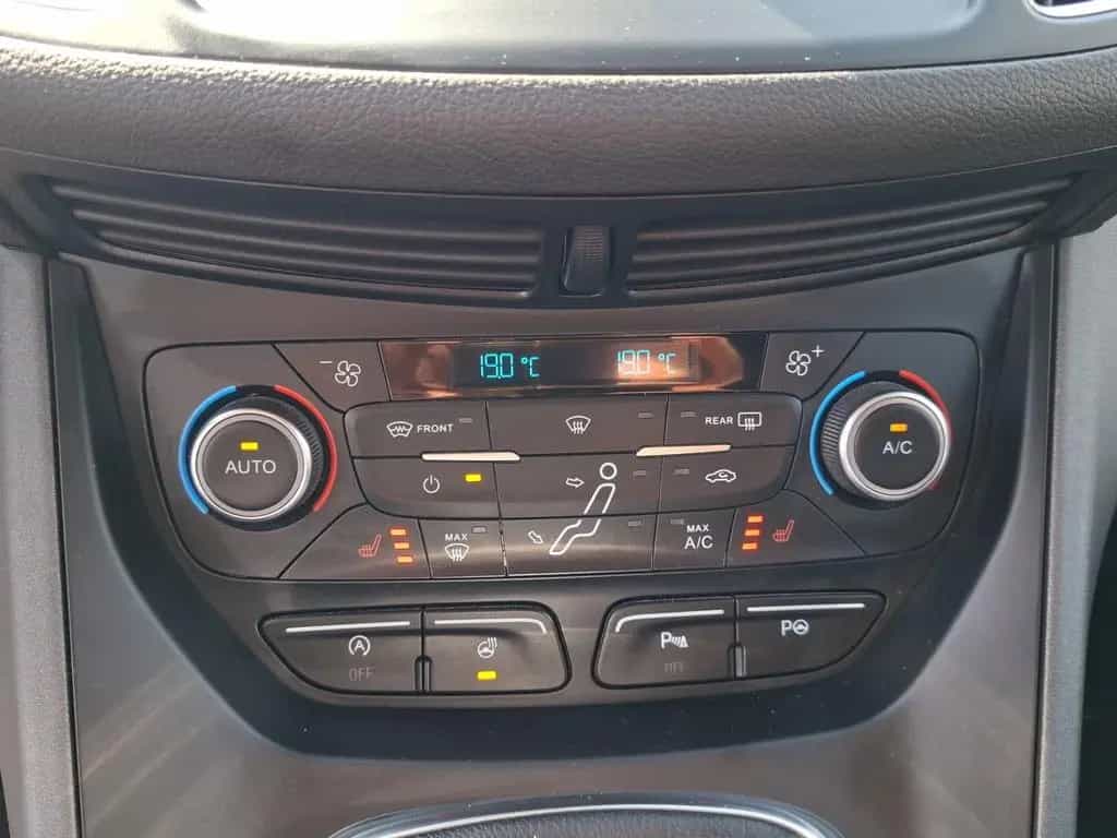 Ford C-Max 1.0 EcoBoost Business Edition Start/Stopp 03/2016-photo-17