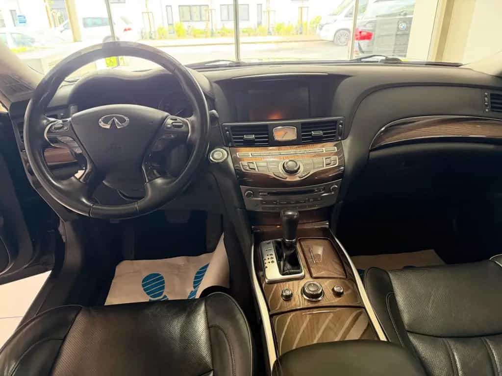 Infiniti M30 30d V6 S*TÜV10-27*AHK*KEYGO*KAMERA*SCHIEBDCH 03/2011-photo-9