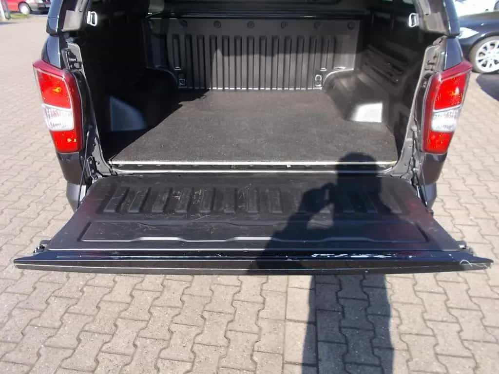 Ssangyong MUSSO Sapphire, 4WD, Hardtop, Alu 18" Leder 10/2020-photo-12