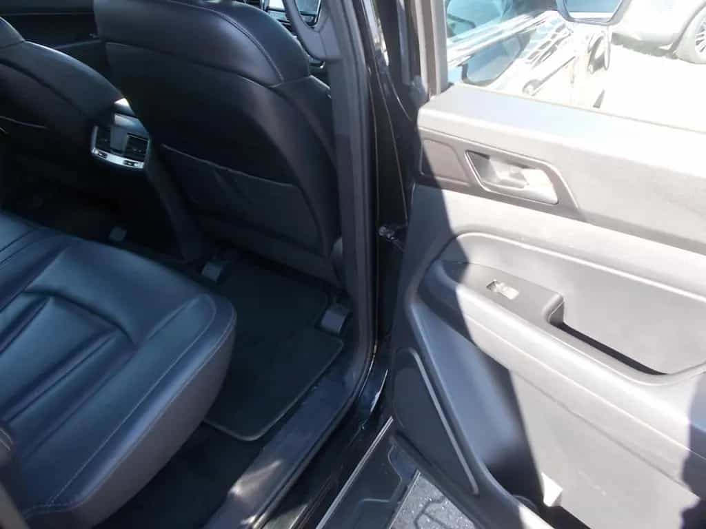 Ssangyong MUSSO Sapphire, 4WD, Hardtop, Alu 18" Leder 10/2020-photo-33