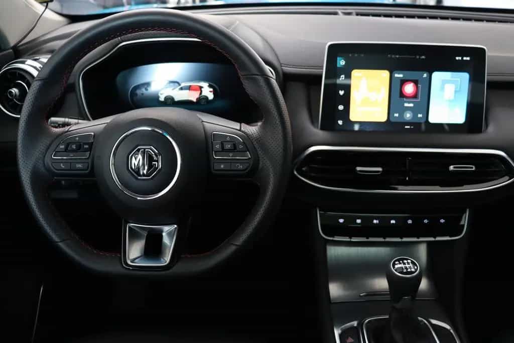 MG HS 1.5 Luxury Leder Navi SHZ ACC E.Heck SOFORT 06/2024-photo-7