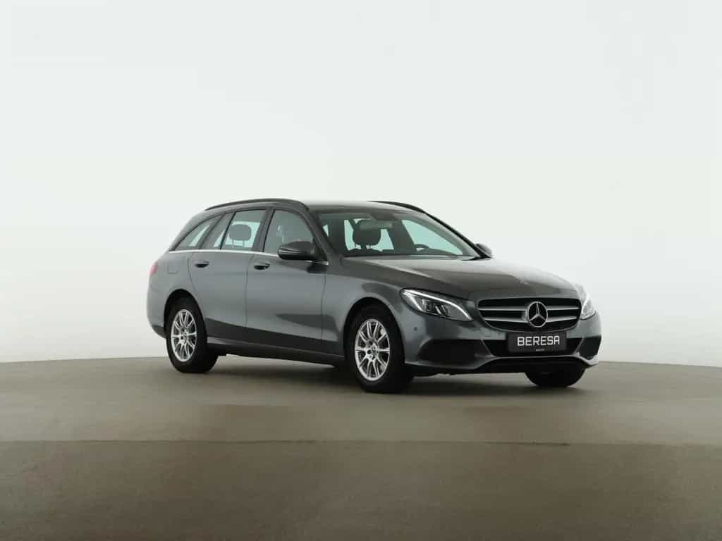 Mercedes-Benz C-Class 200 d T Comand LED Sitzhz PDC Metallic 08/2018-photo-4