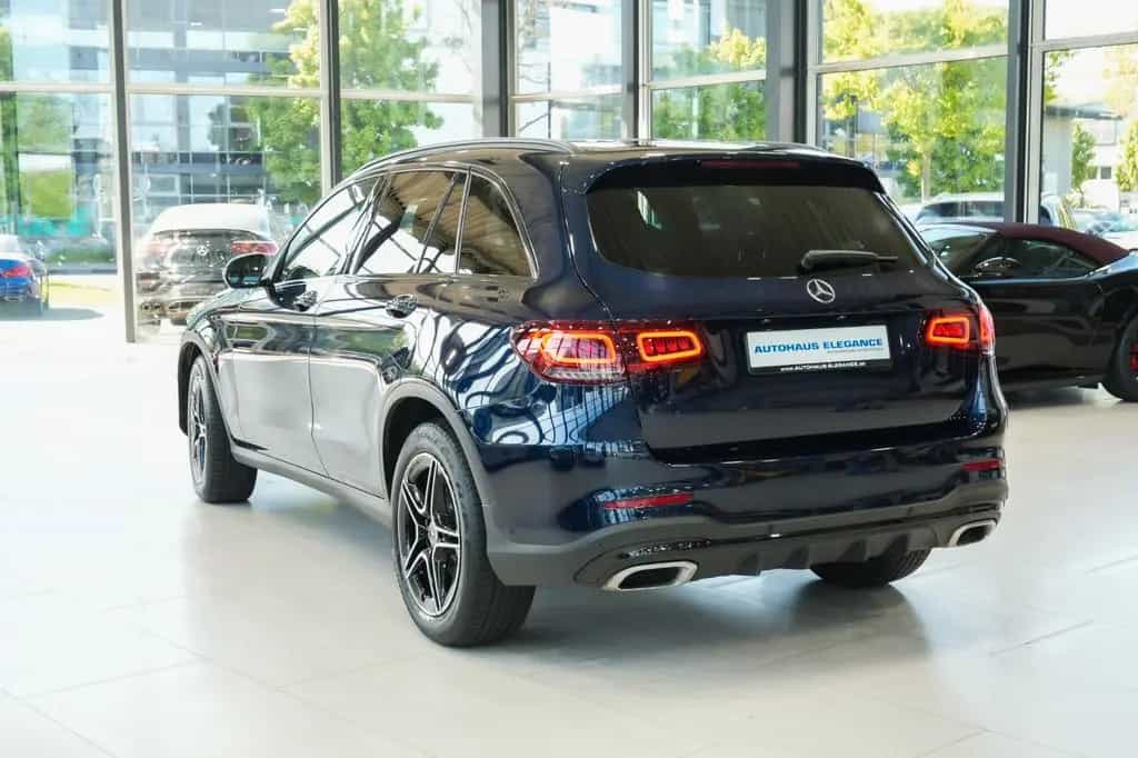 Mercedes-Benz GLC 200 4M*AMG-LINE*NIGHT*LEDER*NAVI*LED*1.HAND* 07/2020-photo-2