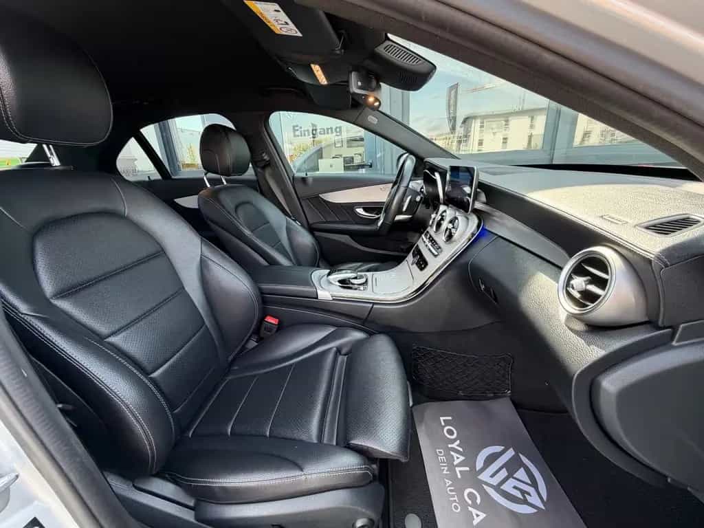 Mercedes-Benz C 300 d Lim*AMG*NIGHT*Burmester*LED*KAMERA*AMBIE 05/2019-photo-23