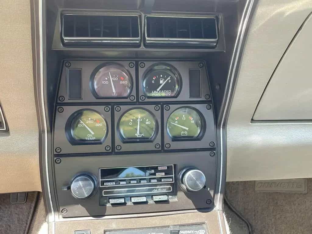 Corvette C3 Collector Edition 07/1982-photo-9