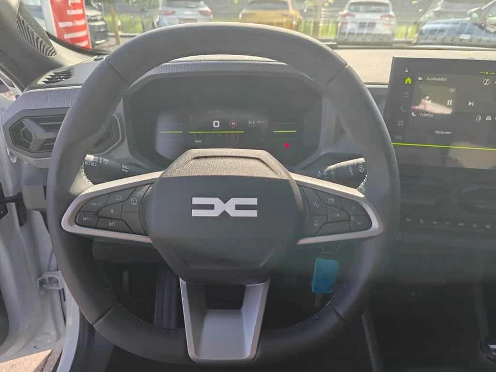 Dacia Bigster TCe140 Hybrid*LED*PDC*Cam*17Zoll*Klima 04/2026-photo-9