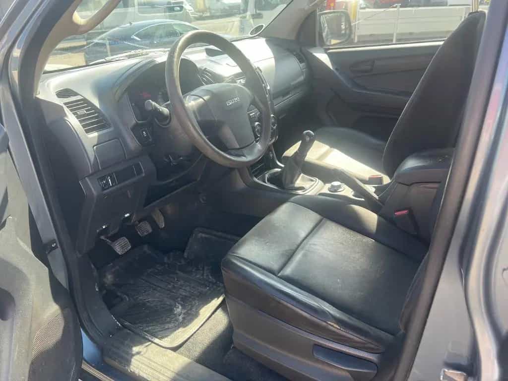 Isuzu D-Max 2.5TD Klima 4WD 12/2012-photo-6
