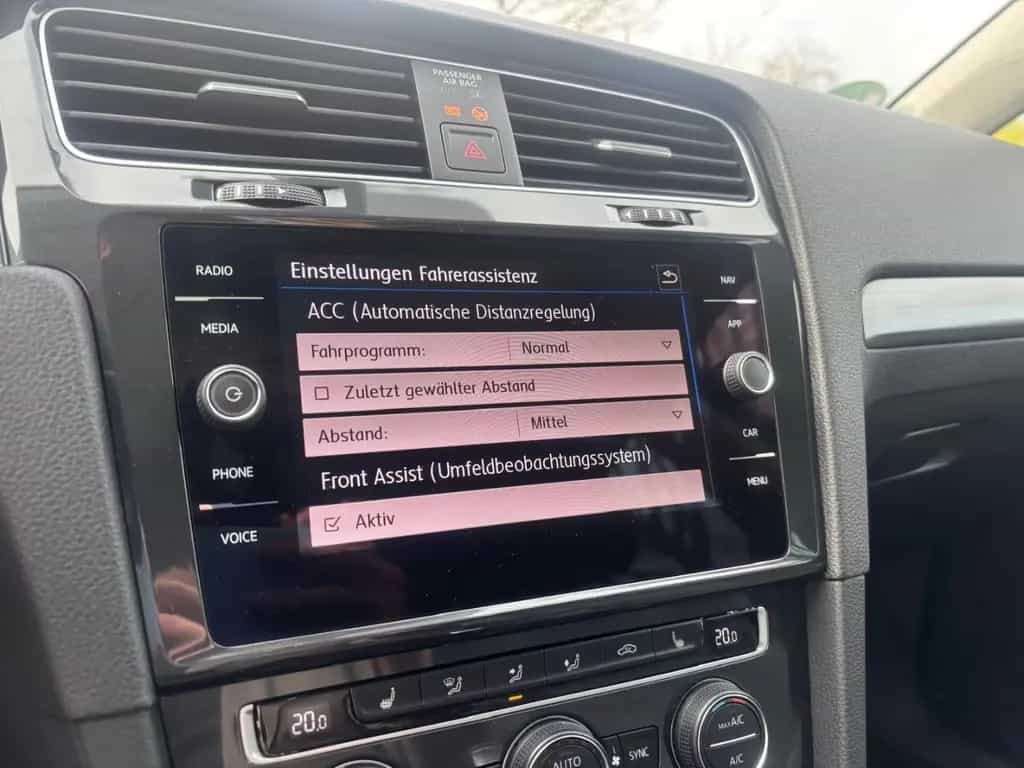 Volkswagen Golf VII 1.0 TSI Comfortline BMT*PANO/STANDHEIZ. 02/2019-photo-20