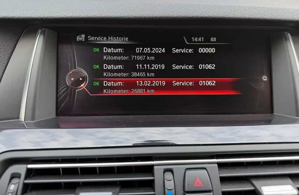 BMW 520 D Automatik Touring  xDrive HuD PDC Klima 11/2016-photo-15